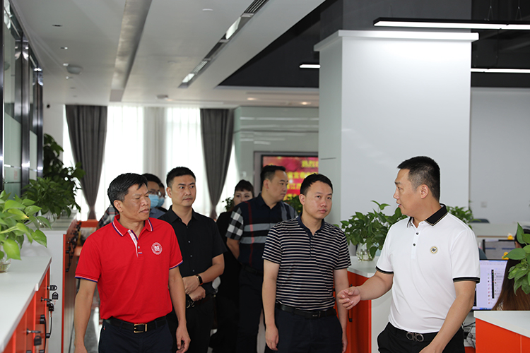 华体会官方网页版人力集团